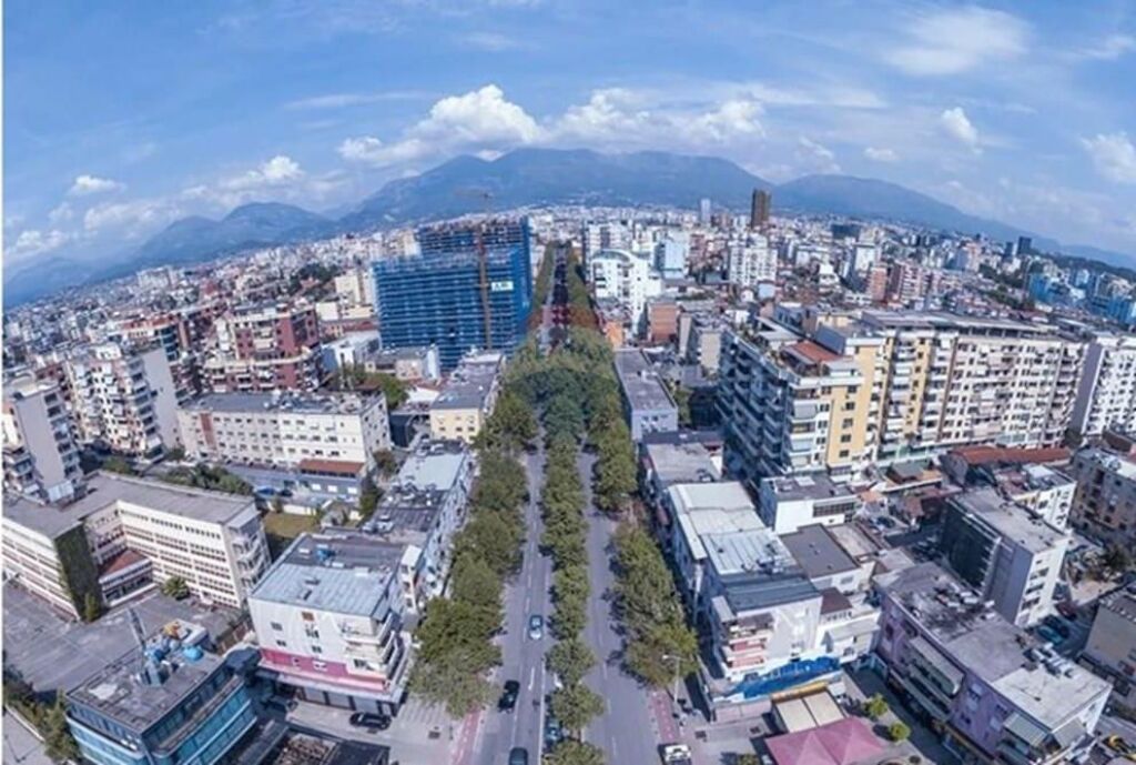 !!!Shop - For Rent - Muhamet Gjollesha Street, Tirana!!!