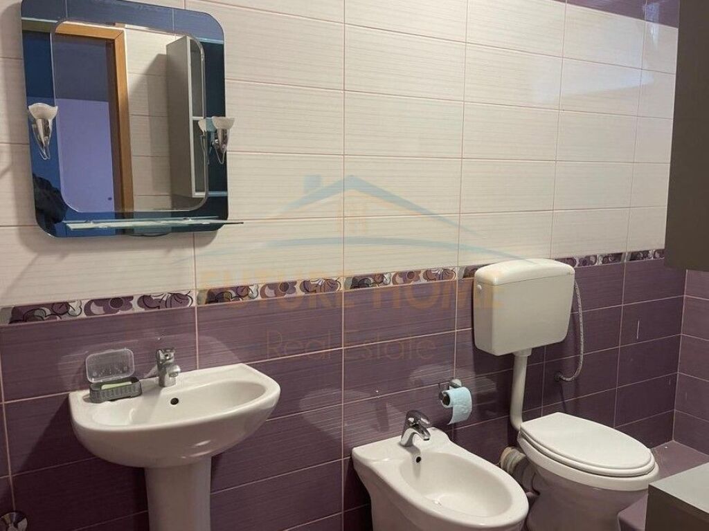 Affitto, Appartamento 2+1, Scuola Rossa, Tirana