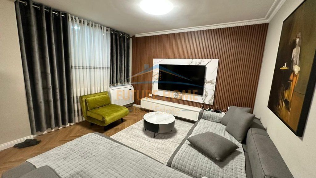 Apartment 2+1 for sale Elbasanit Street, Tirana