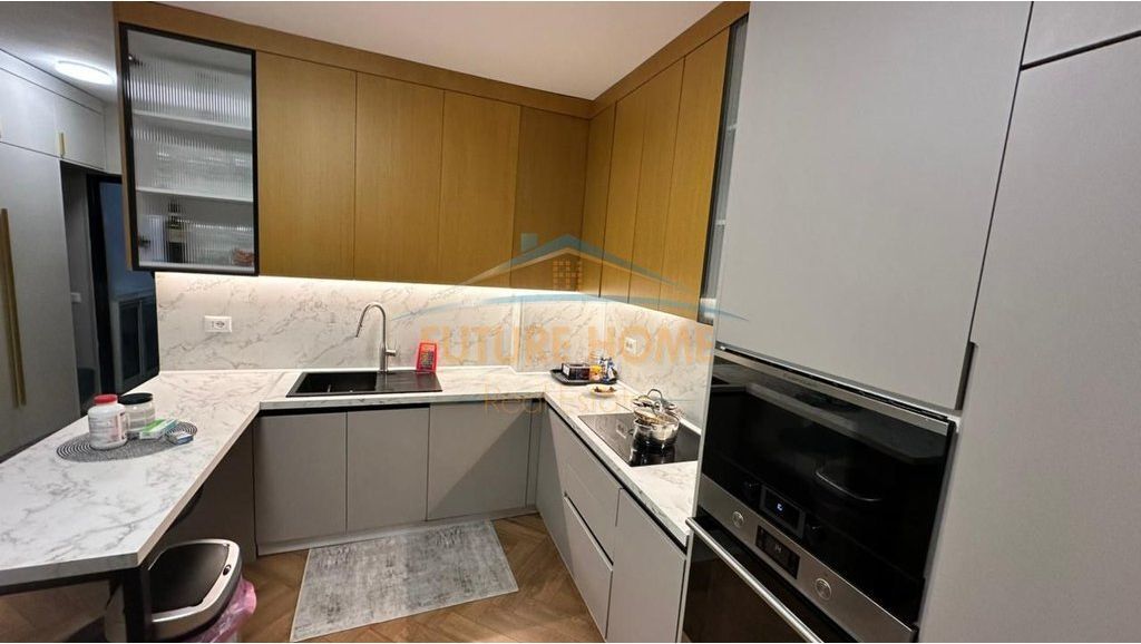 Apartment 2+1 for sale Elbasanit Street, Tirana