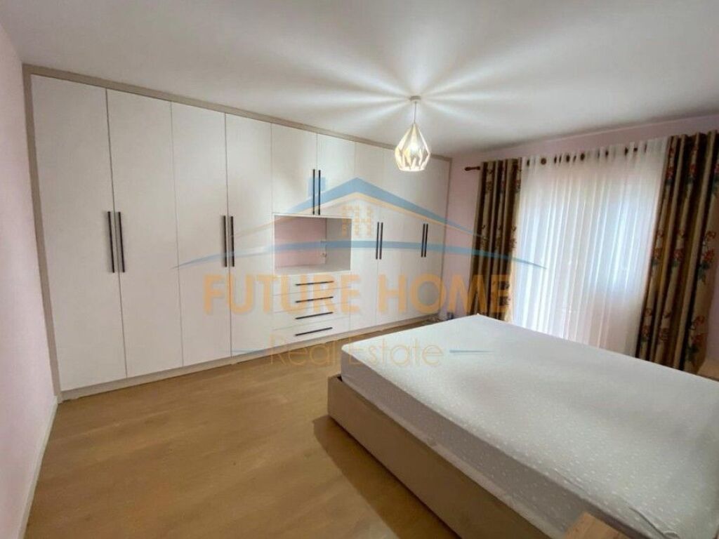 Qera, Apartament 1+1, Komuna Parisit, Tiranë