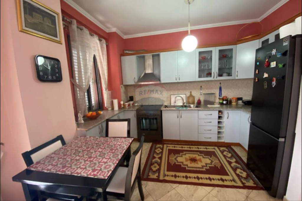 Appartamento in vendita 3+1+2+2 al Tregu Elektrik