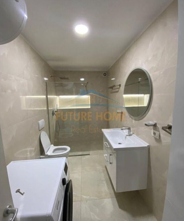 Qera, Apartament 1+1, Komuna Parisit, Tiranë