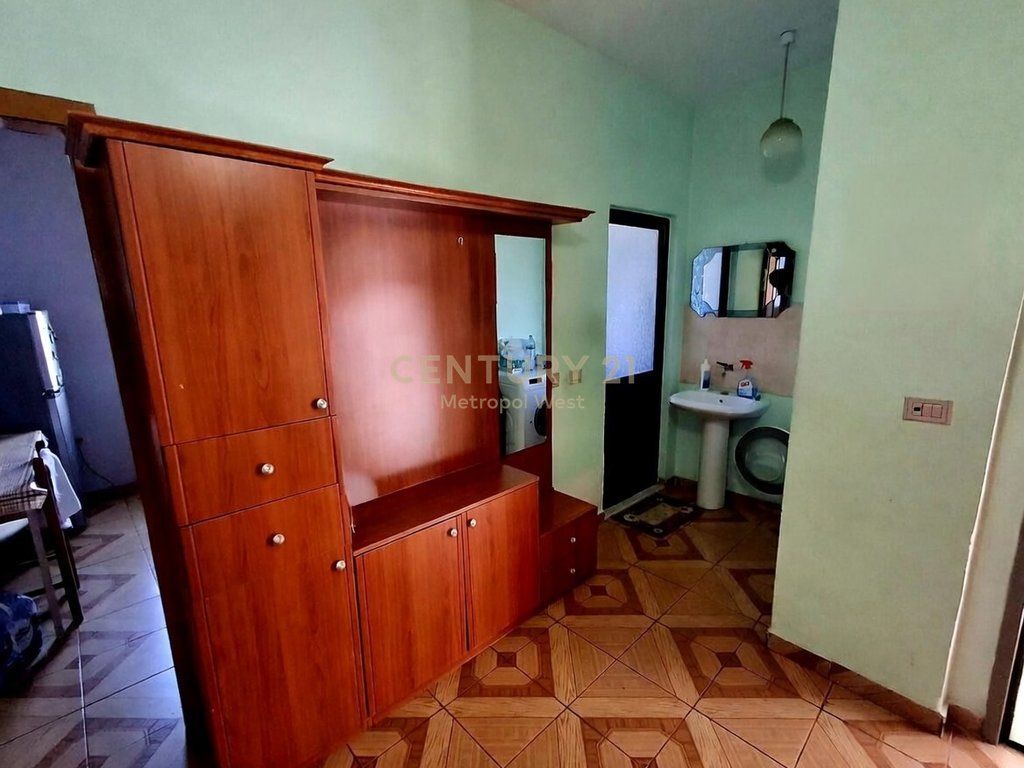 Shitet apartament 2+1, Don Bosko, përballë Gjykatës Administrative! 130,000 €
