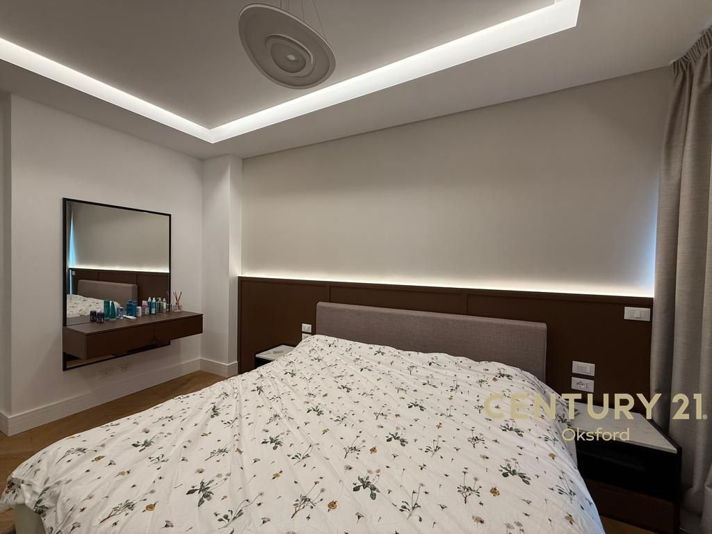 Shesim apartament luksoz, tek Rezidenca Lake View! 750,000 €