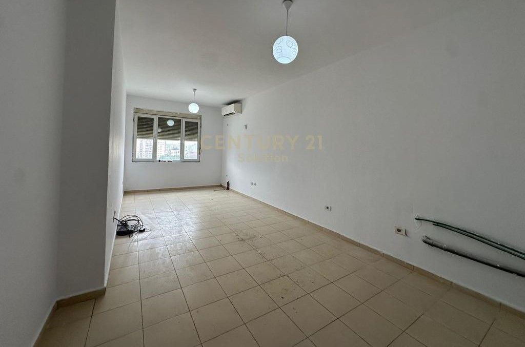 APPARTAMENTO IN VENDITA 2+1 ALLA ROTONDA DI KAMZA