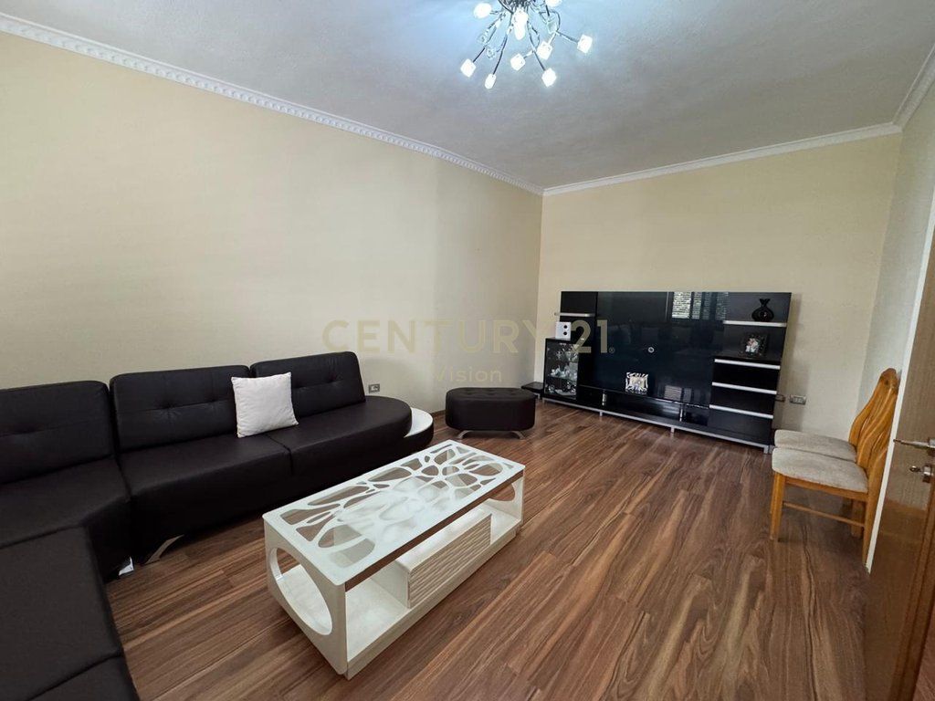 3-storey villa for sale in Dergut, Shkoder 275,000 €