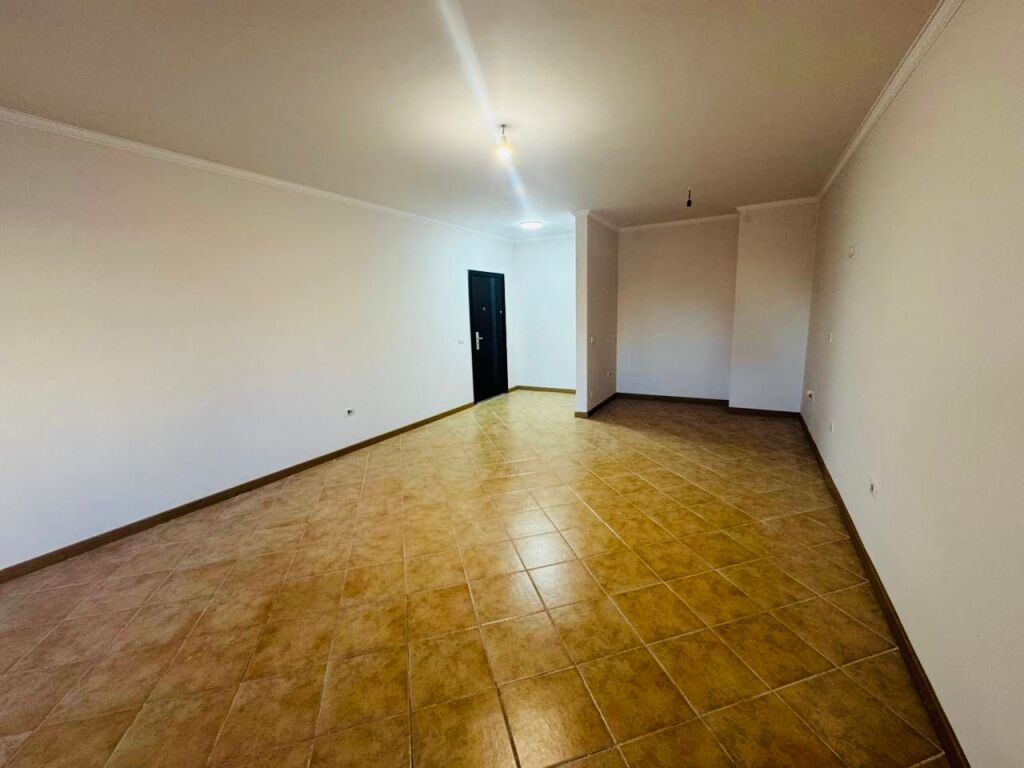 📍🏠Jepet Zyre me qera - Stacioni i Trenit prane Spak