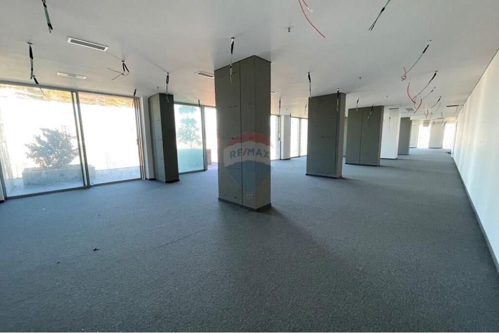!!!Office - For Rent - Elbasani Street, Tirana!!!