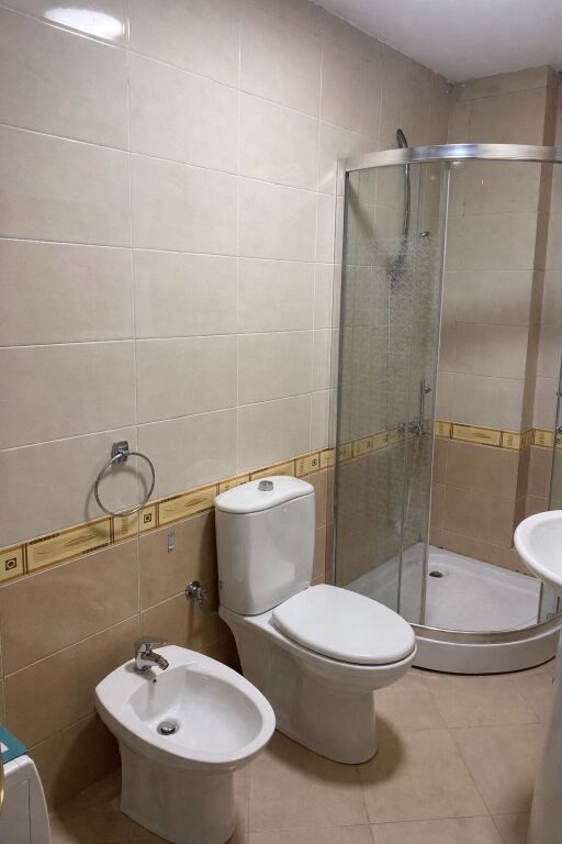 Affittasi appartamento 2+1+ posto auto, Lago Secco