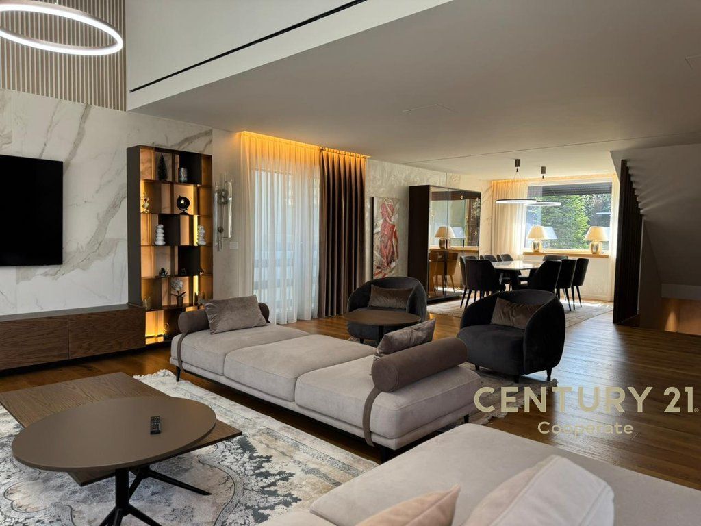 SHESIM VILË LUKSOZE NË LONG HILL RESIDENCE 1,600,000 €