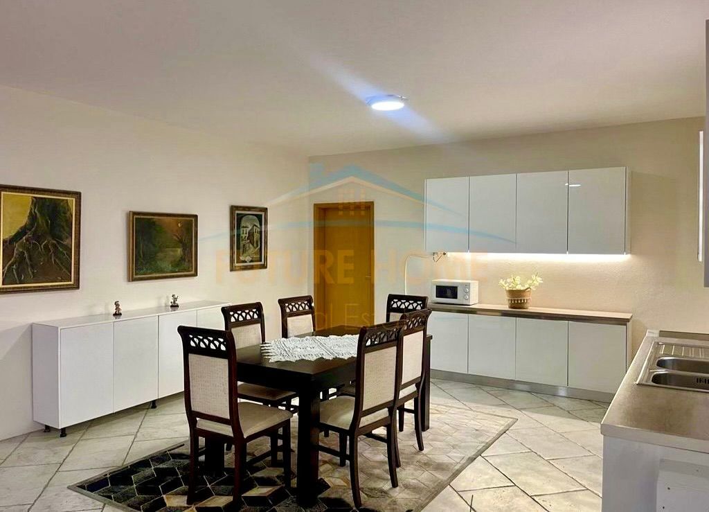 🏠 Space and Privacy at "Red School" – 2+1 for Rent! 2 parking spots🚗