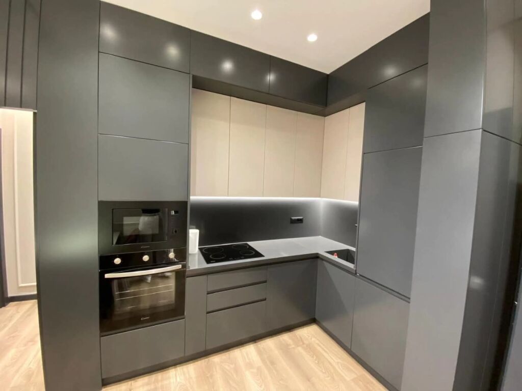 Apart 1+1 for rent at Tirana Garden Building