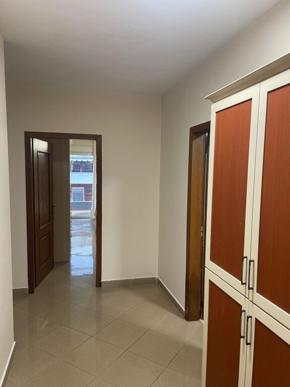 Affittasi appartamento 2+1+ posto auto, Lago Secco