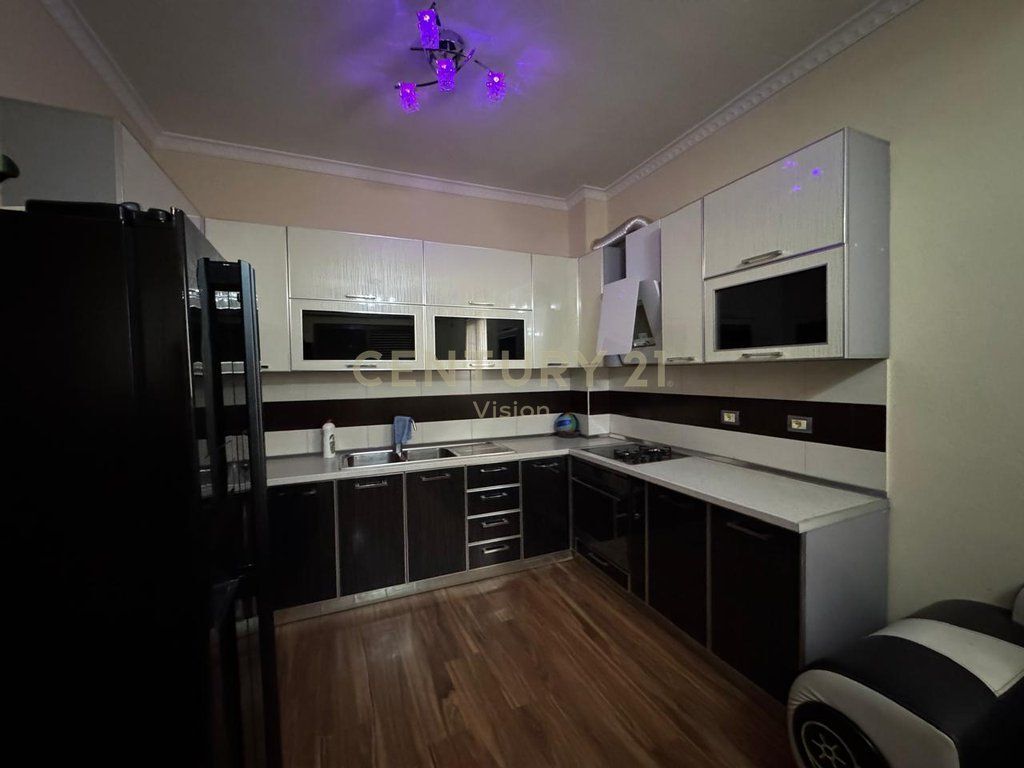 3-storey villa for sale in Dergut, Shkoder 275,000 €