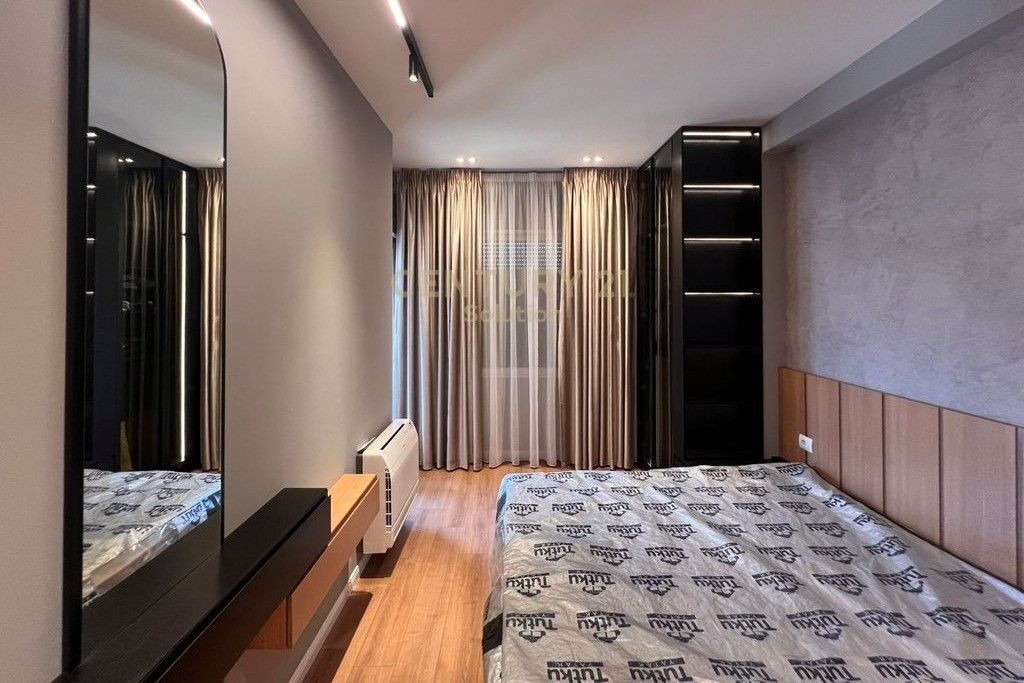 APARTMENT FOR SALE 1+1 NEAR THE BUILDING WITH ARROWS
