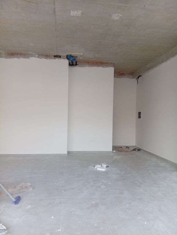 Locale commerciale in affitto, 59 m² 590 € a Paskuqan