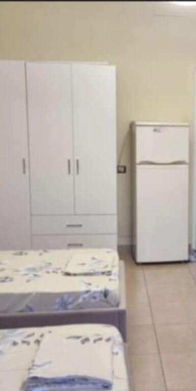 GARSIONERE 350 EURO.UNIVERSITETI MARIN BARLETI