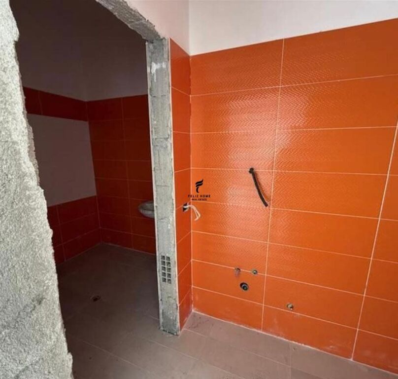 SHITET APARTAMENT 2+1 LIQENI I THATE 142.000 EURO FH-66585