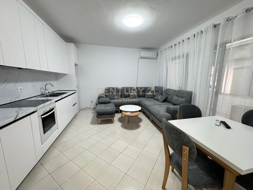 APARTAMENT 1+1 PER QIRA ASTIR