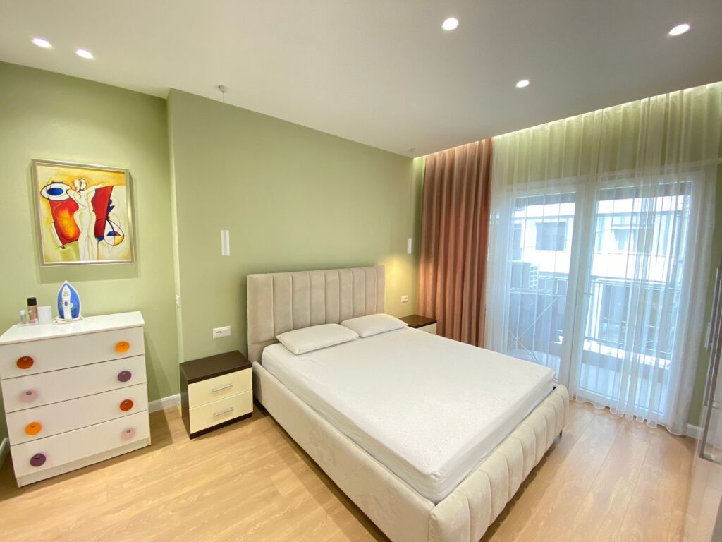 Apartment for rent 2+1+2 on Rruga e Dibrës, Tirana