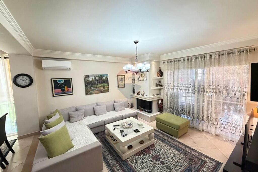 Apartament - Për Shitje - Libri Universitar, Tiranë