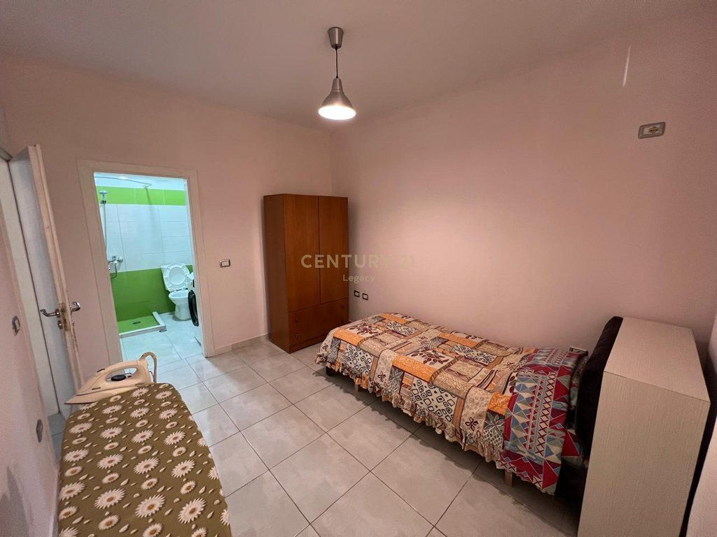 Apartament 3+1+2 Me Qira në Fresku, Tiranë