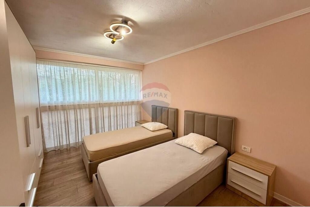 Duplex 3+1 me qera Fresku