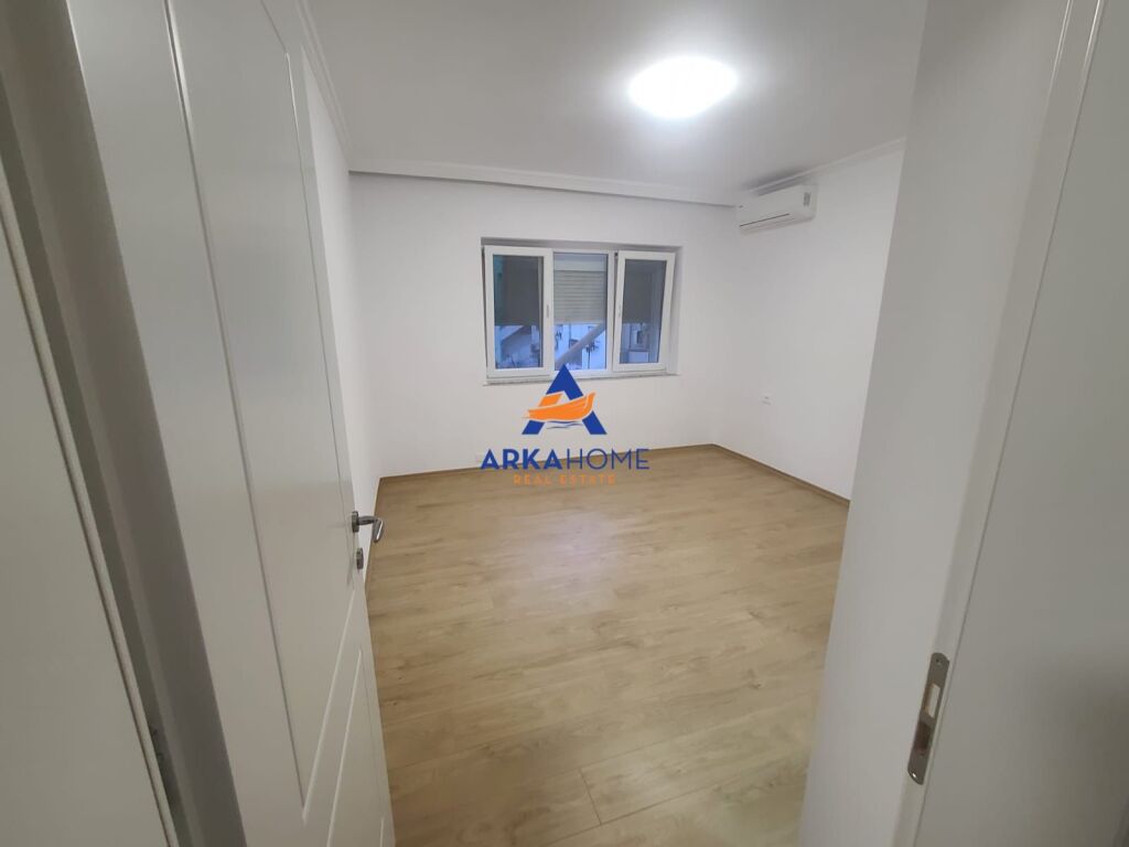 APARTMENT FOR RENT 2+1+BALCONY "BUILDING 2, LUIGJ GURAKUQI STREET" 120,000 LEKE