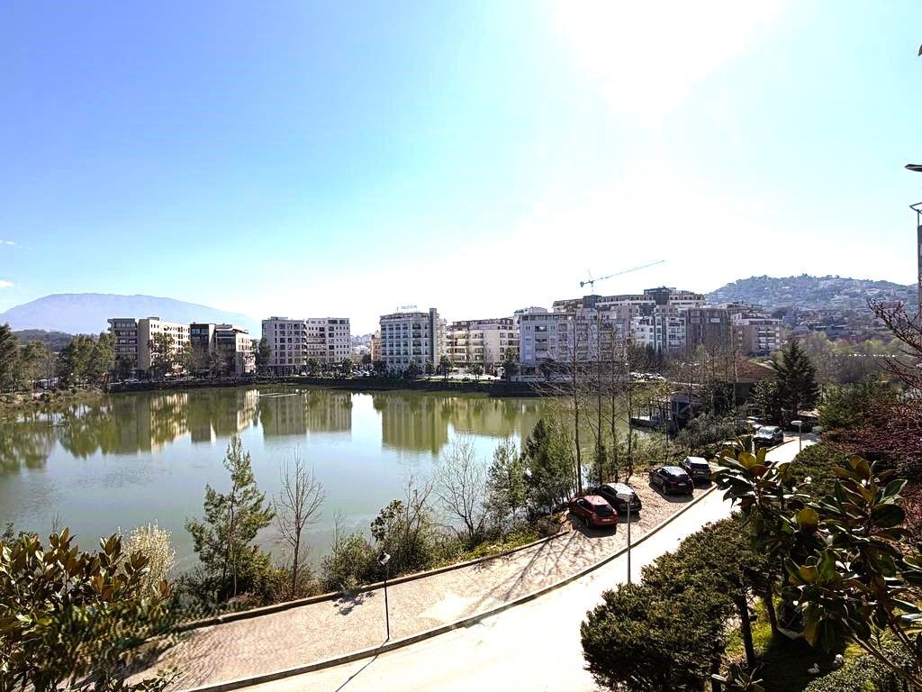 Super Apartament 2+1+2 për Shitje – Liqeni i Thatë (pa Malore)