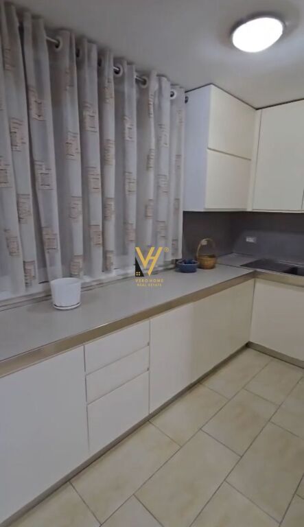 APARTMENT 1+1 FOR RENT IN VASIL SHANTO 550 EURO
