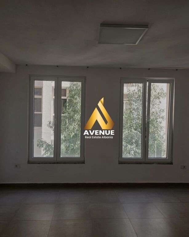 UFFICIO IN AFFITTO – VICINO A RTSH TIRANA
