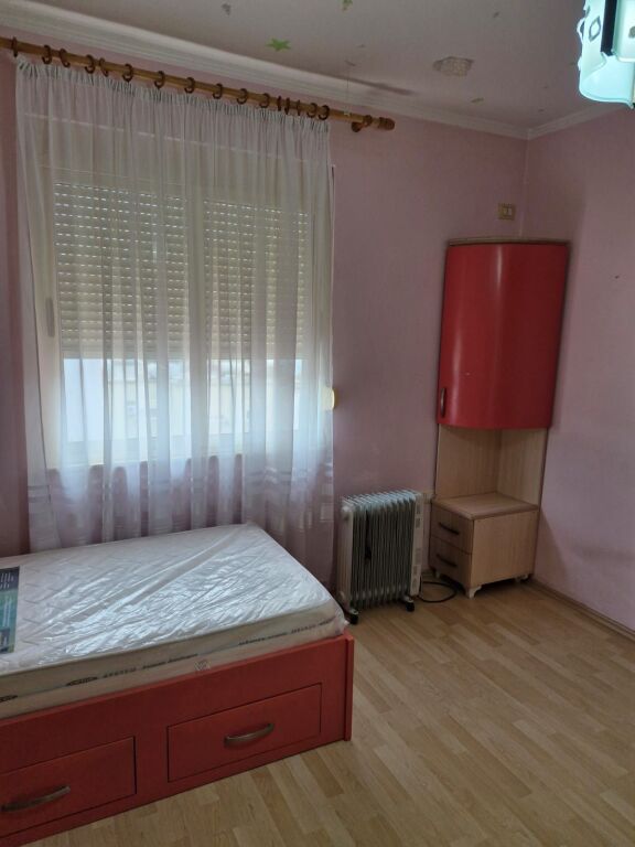 Apartament 2+1 me qira – Rr. e Kosovareve, pranë Liqenit Artificial !