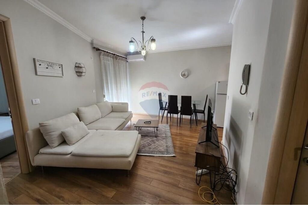 Apartment 1+1 for rent at the AnA Complex!