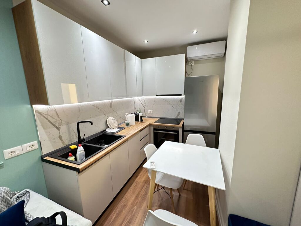 📣 QERA Apartament 1+1 📍 Rruga "Mine Peza" ✨