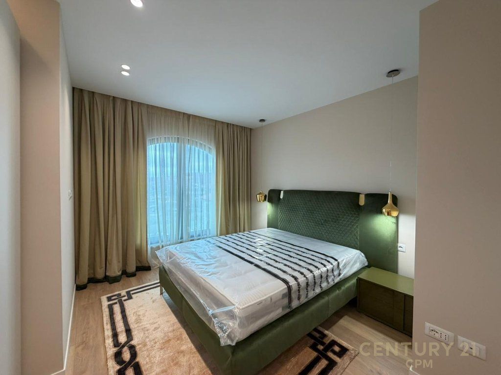 Modern villas for rent at the Tuscany residence