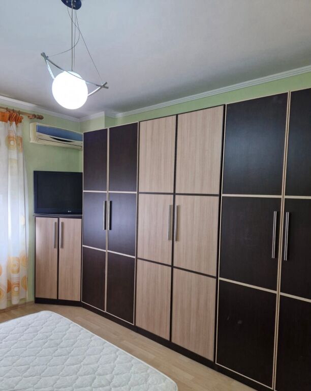 APARTAMENT ME QERA – RRUGA NDREKO RINO