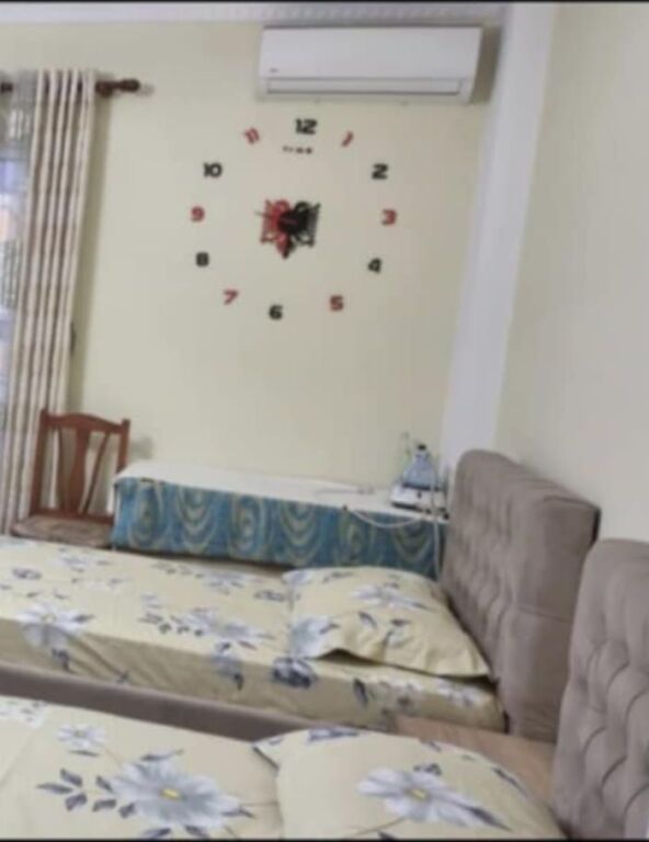 GARSIONERE 350 EURO.UNIVERSITETI MARIN BARLETI