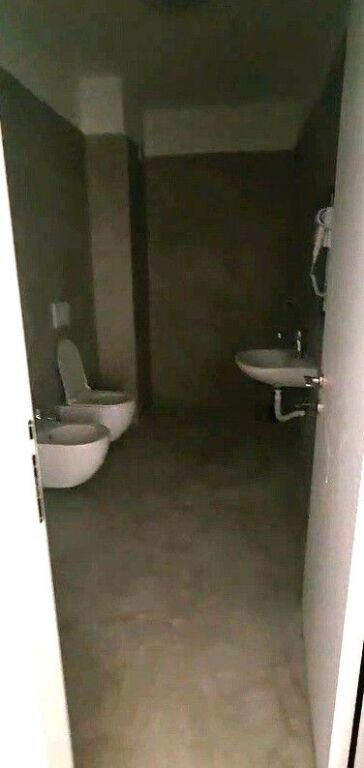 Apartament në shitje 2+1 me ballkon – Rezidenca Relux, Shkozë