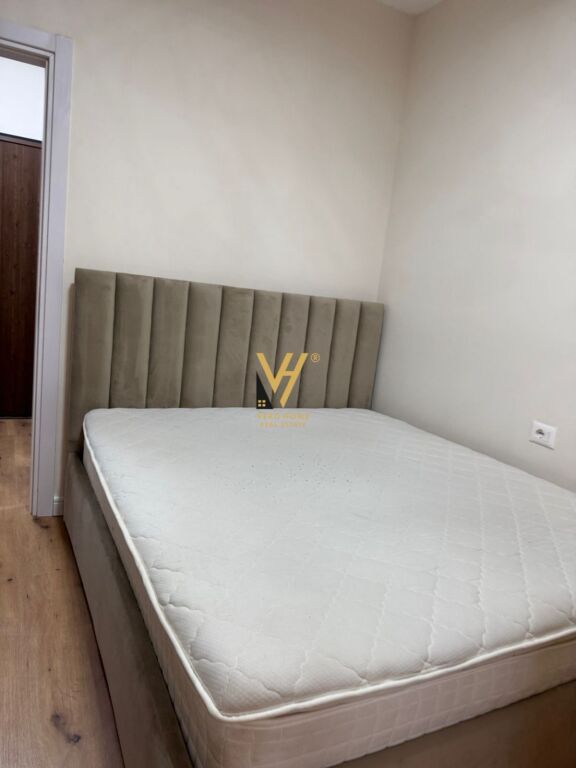 JEPET APARTAMENT 1+1 ME QIRA TE GRAND GALLERY, YZBERISHT 55.000 LEKE