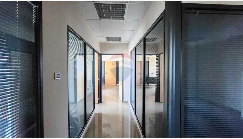 Office - For Rent - Mother Teresa Square, Tirana