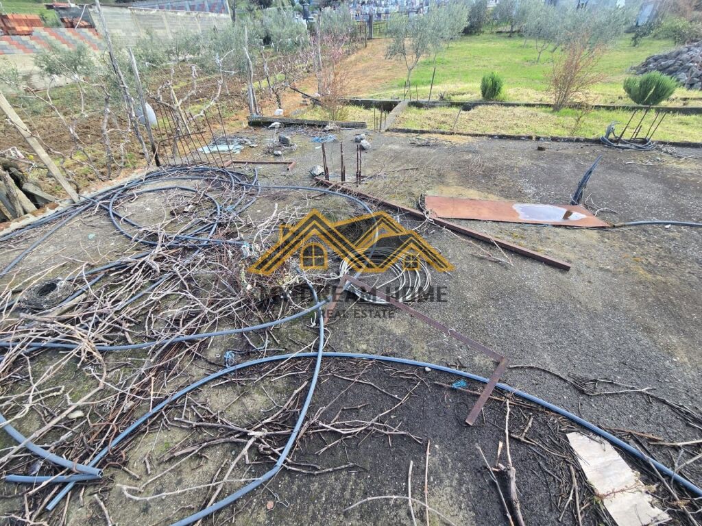 Terreno agricolo in vendita a Shkafan, Baia di Lalzi
