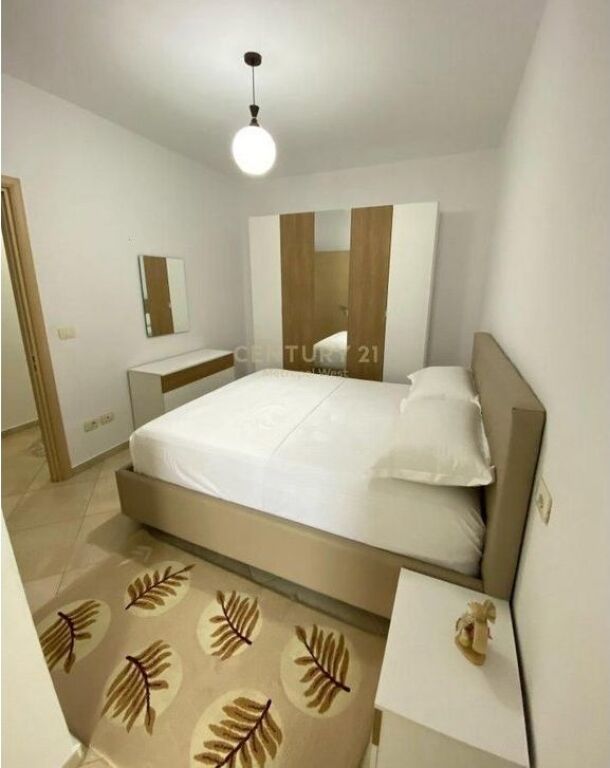 Apartament 2+1 me Qira pranë Hotel Marinaj, Astir