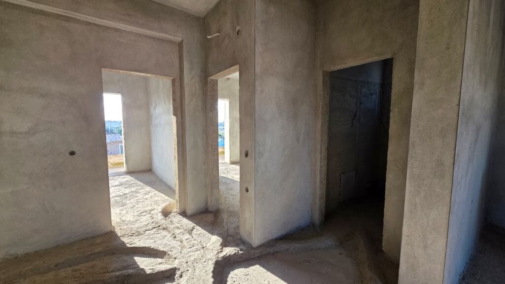 3-storey building for sale in Vlora, Lgj 24 Maji