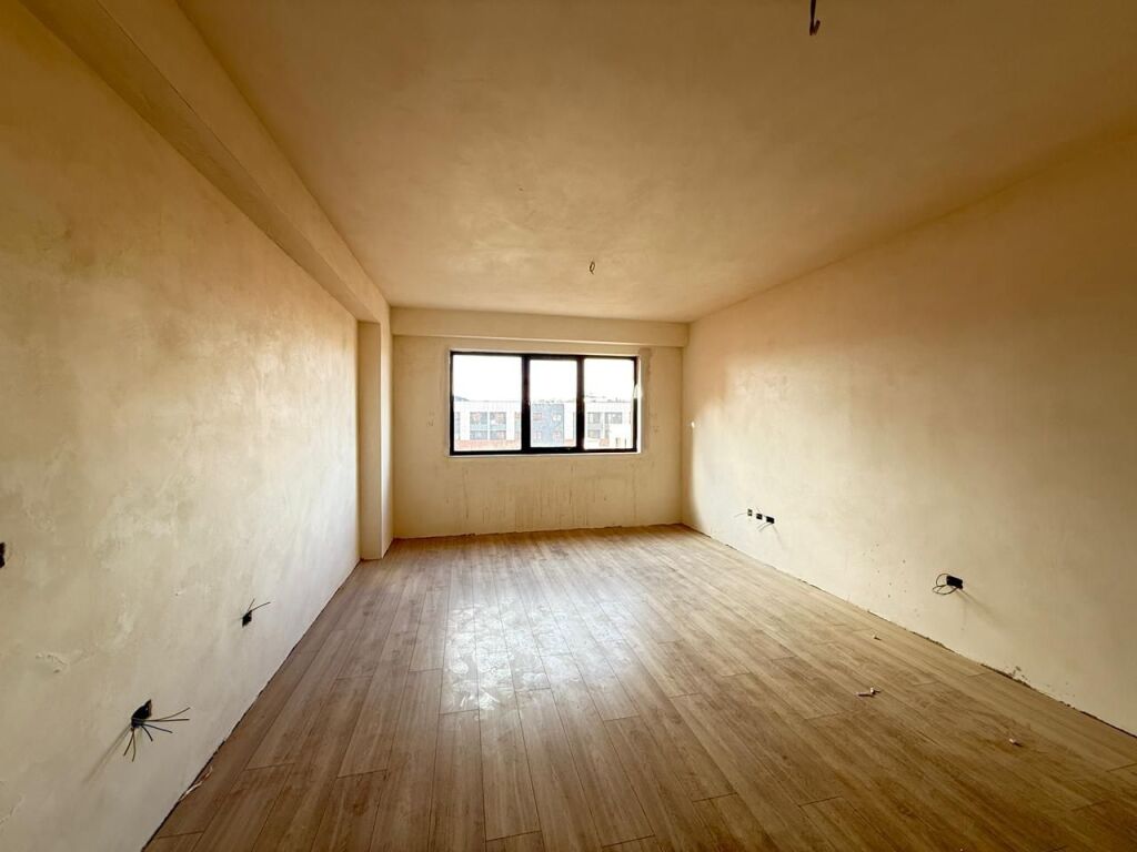 Shitet Apartament 1+1 – Kompleksi Urban Gate, Astir