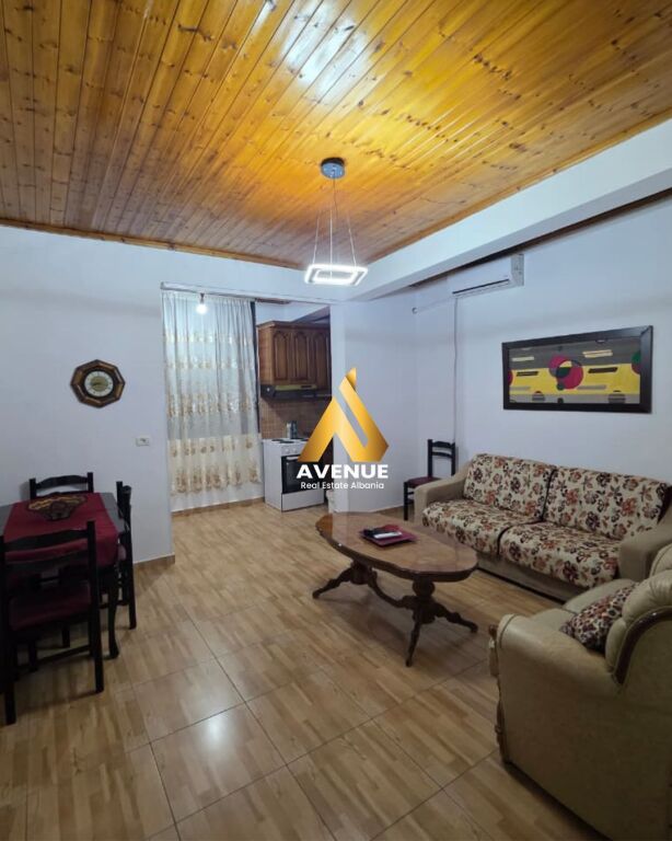 🏠 Jepet me qira apartament 1+1 – Varri i Bamit, Tiranë