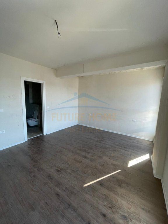 Shitet apartament 2+1+2 , Trio Tower Don bosko
