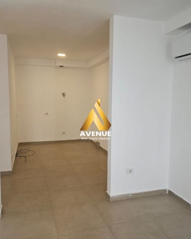 UFFICIO IN AFFITTO – VICINO A RTSH TIRANA