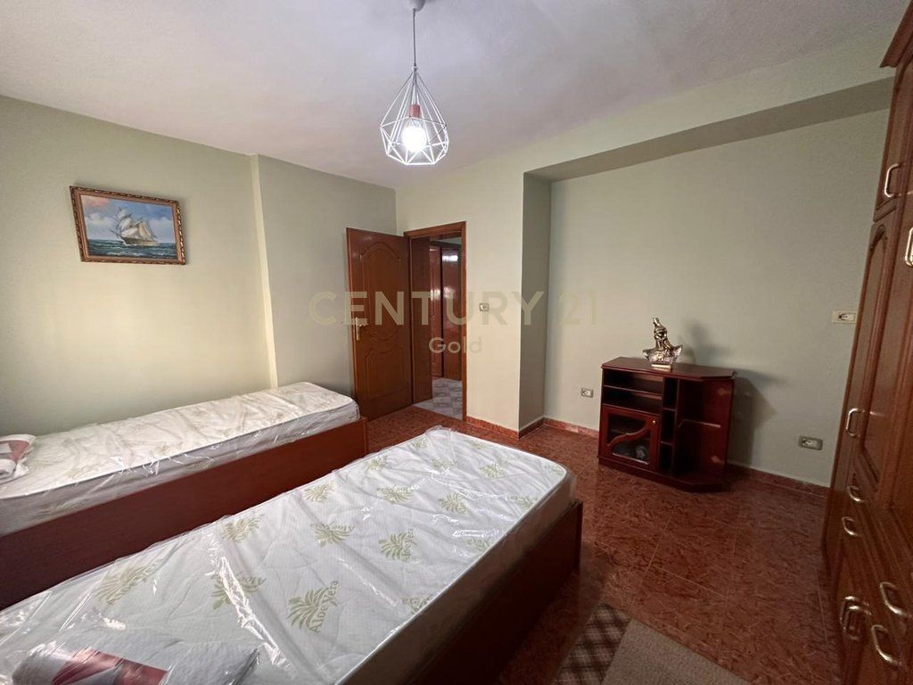 AFFITTASI APPARTAMENTO 2+1 PRESSO L'EX BLOCCO VICINO ALLA LIBRERIA UNIVERSITARIA! 700 € /Mese
