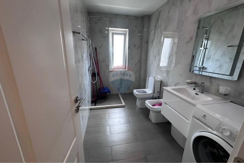 JEPET ME QIRA APARTAMENT 1+1 TEK MYSLYM SHYRI!